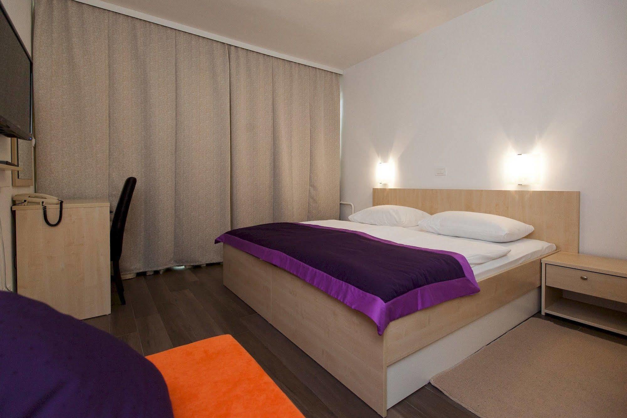 Hotel Slaven Селце Екстериор снимка